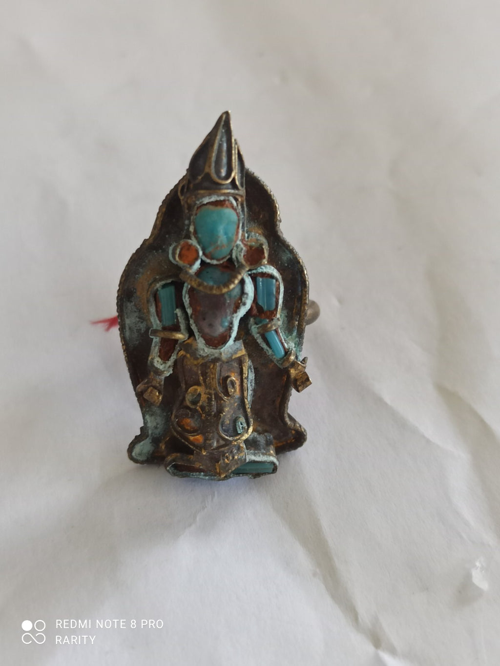 Statue divinité hindoue laiton ancien décor turquoise style artisanal Inde