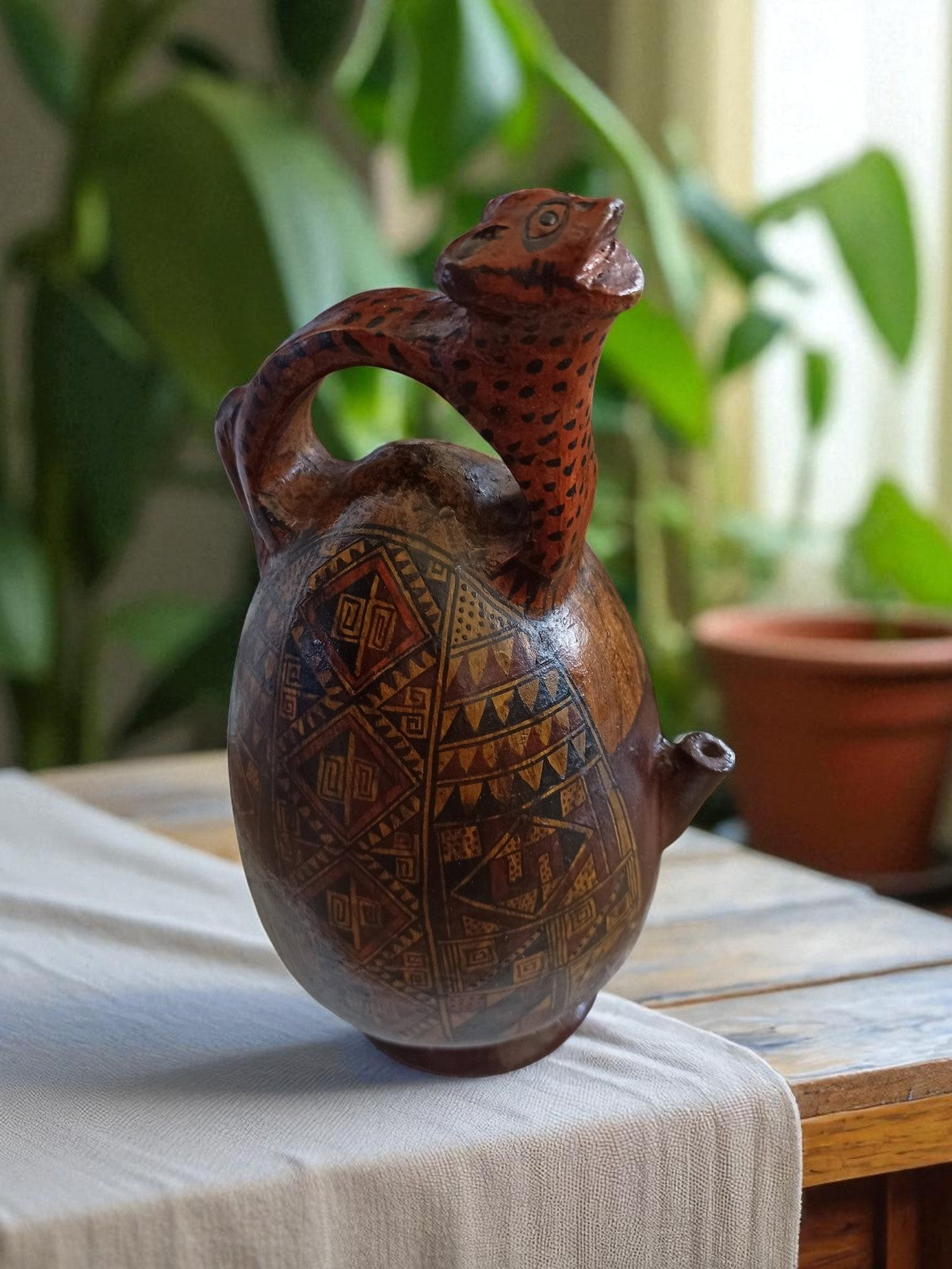 Carafe Jaguar vintage style précolombien Pérou, années 1950, fait main