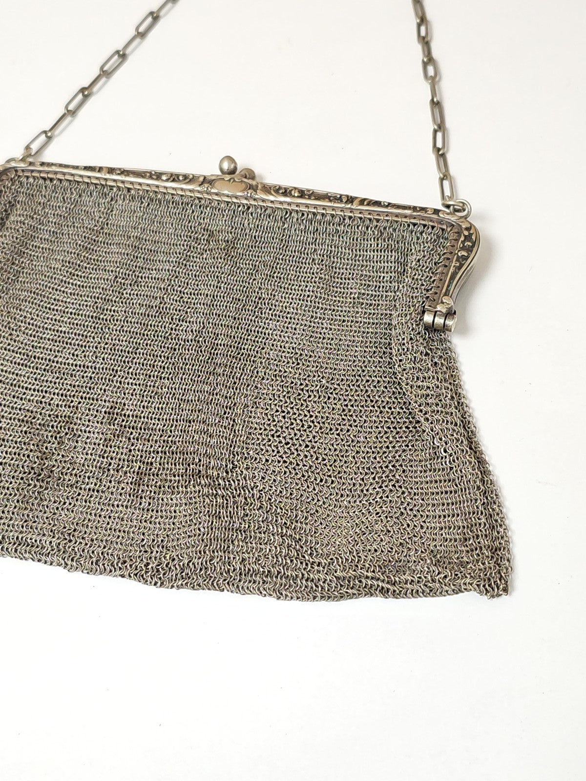 Sac vintage ancien émaillé ? Accessoire rétro collection, déco authentique