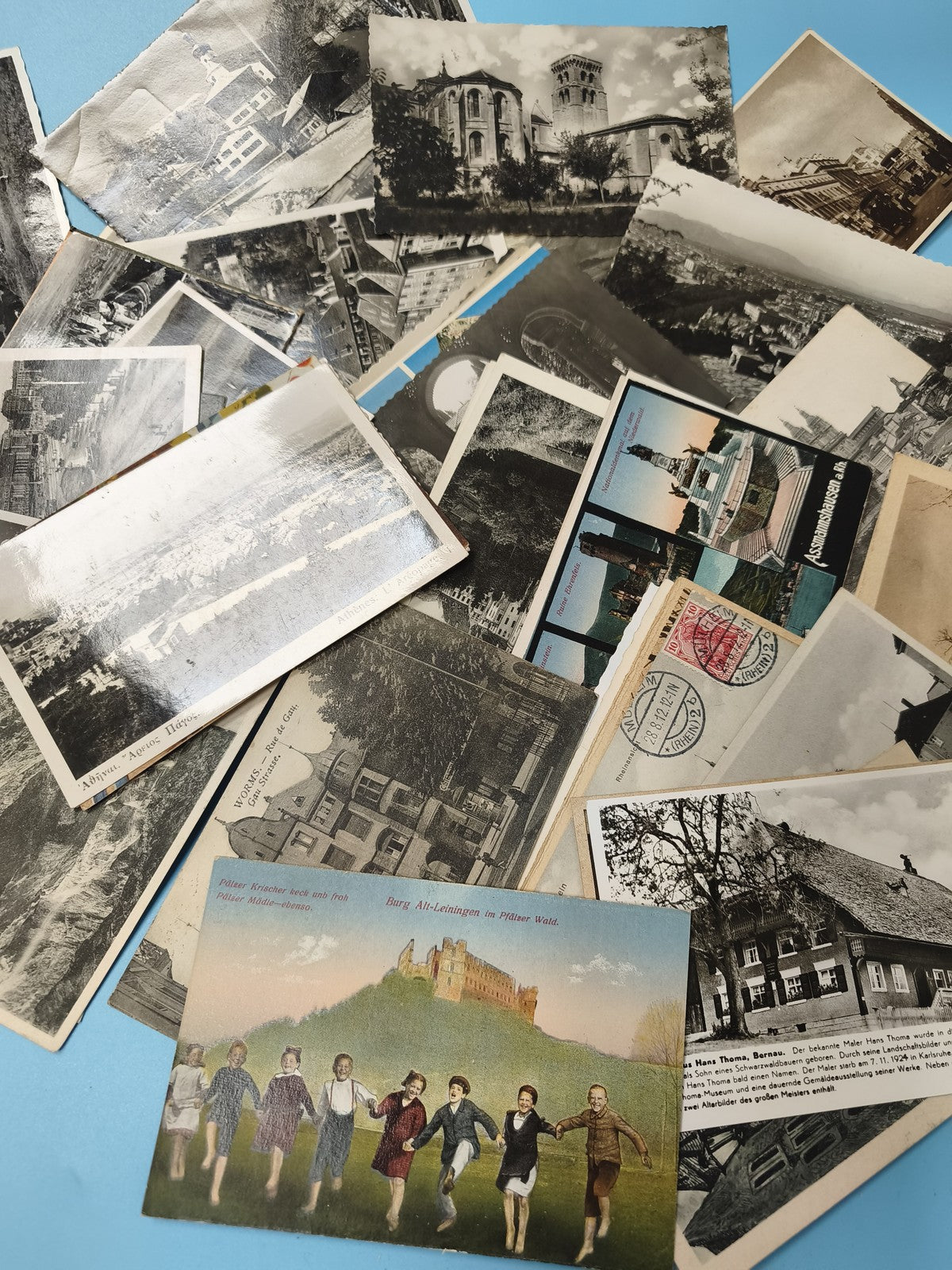 Lot cartes postales anciennes CPA divers lieux, noir et blanc & couleurs vintage