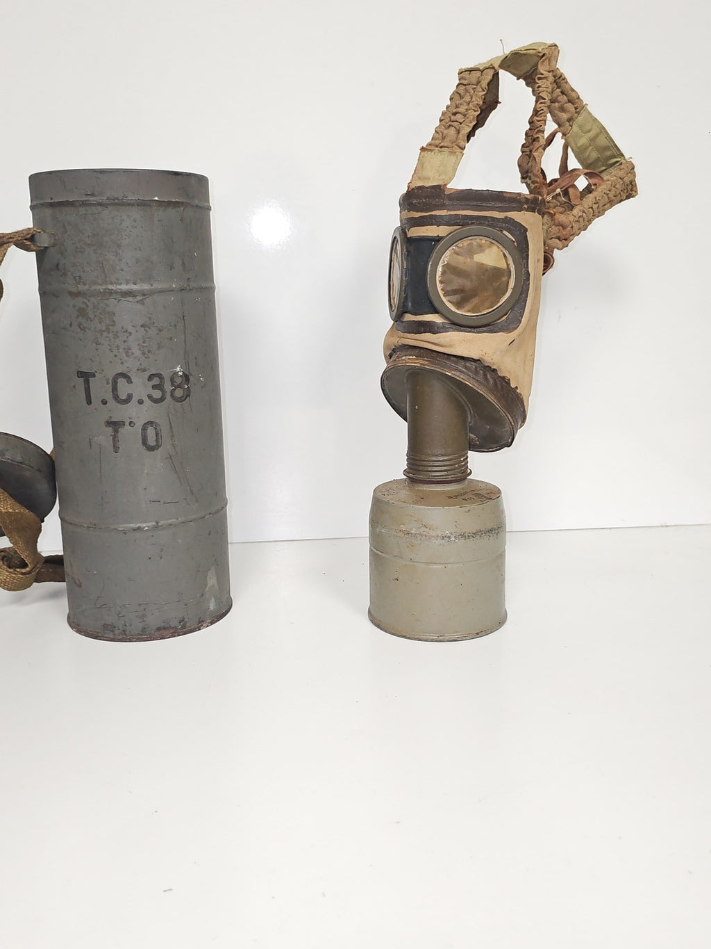 Masque à gaz ancien Ancienne vintage, objet de collection rétro authentique rare