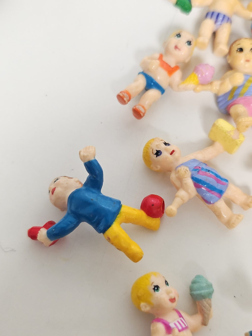 Lot figurines Babies babines mini personnages jouets marque Babies enfants jeu