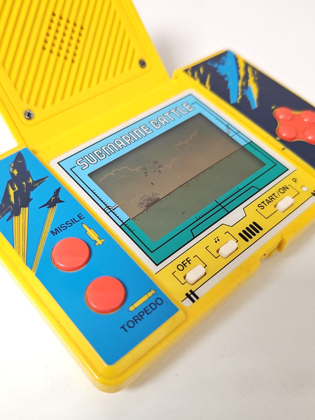 Console de jeu LCD Casio CG-330 Submarine Battle portable rétro électronique