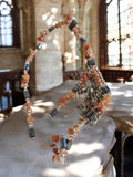 Collier vintage pierres naturelles orange gris style bohème multi-rangs