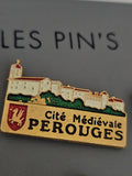 Pin's ancien rétro ville médiévale de Pérouges badge collection vintage France