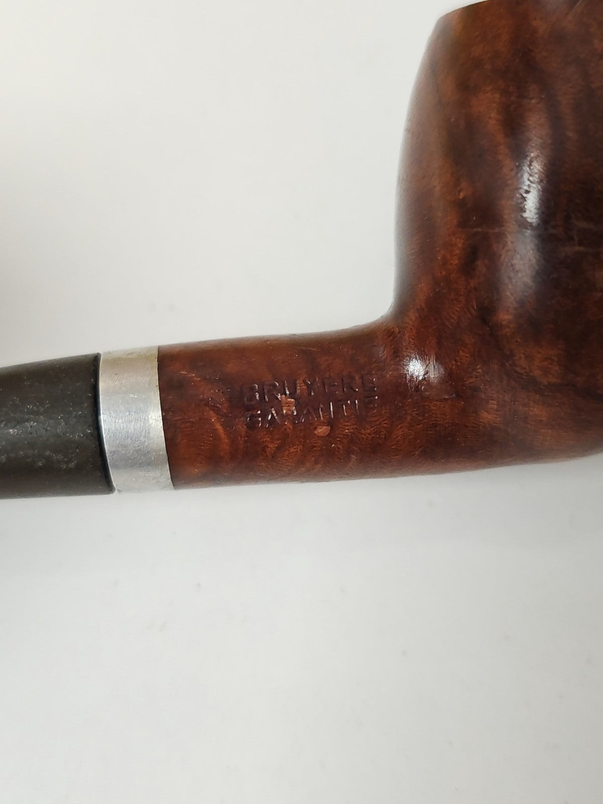 Pipe ancienne en bruyère Saint-Claude vintage, collection fumeur rétro France