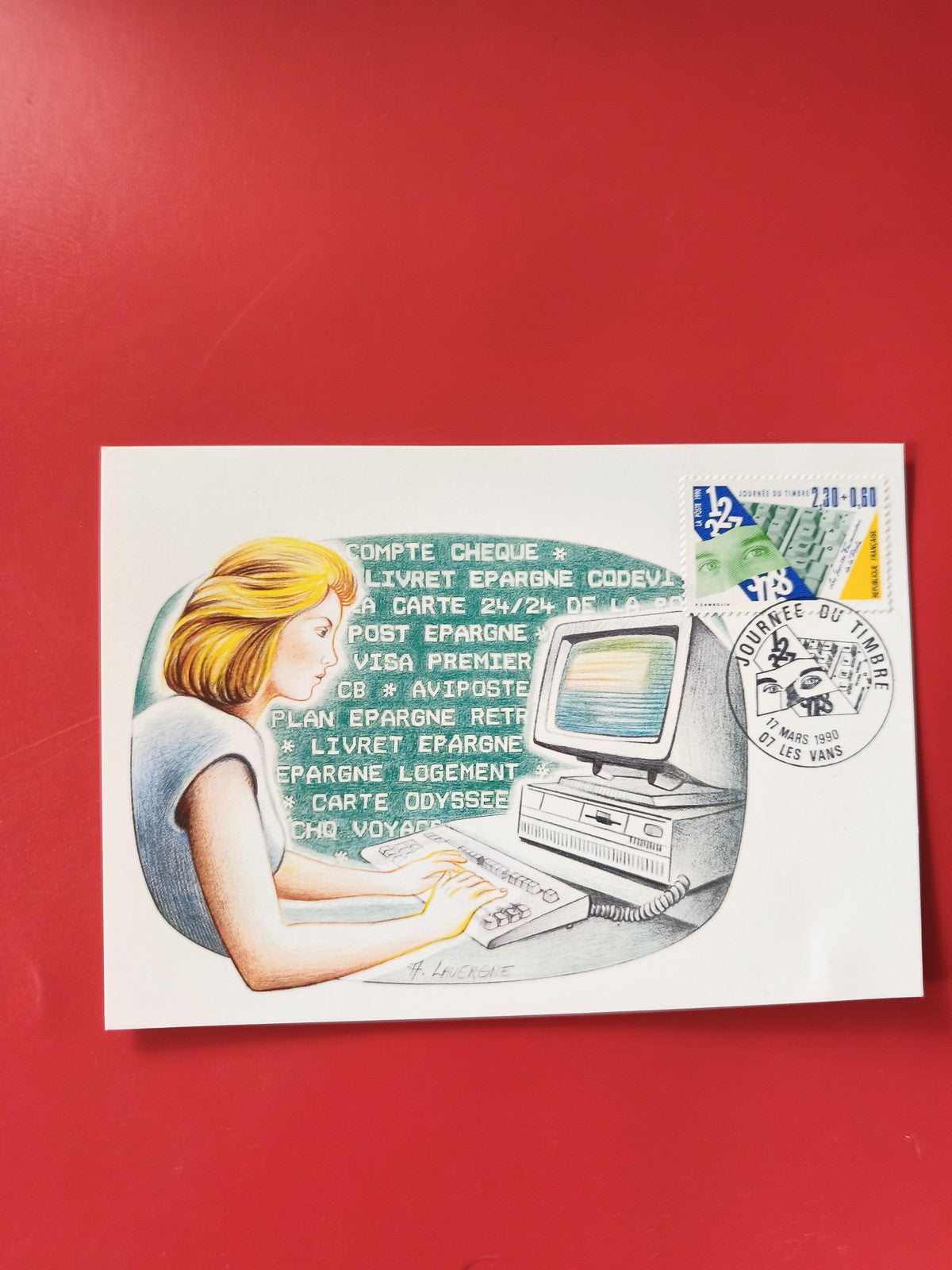 Carte postale philatélie informatique timbrée, illustration femme ordinateur
