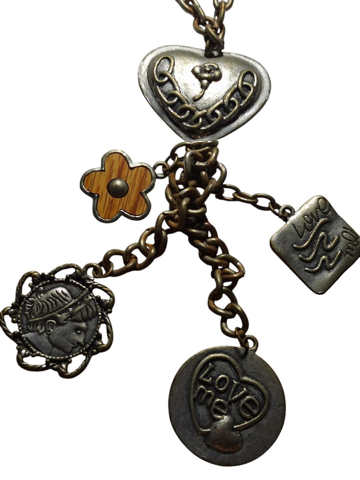 Collier fantaisie breloques Love Me cœur médaillon chaîne aspect vieilli