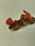 Vintage pin's moto émaillé, noir et rouge, collection motards (Ref 5)