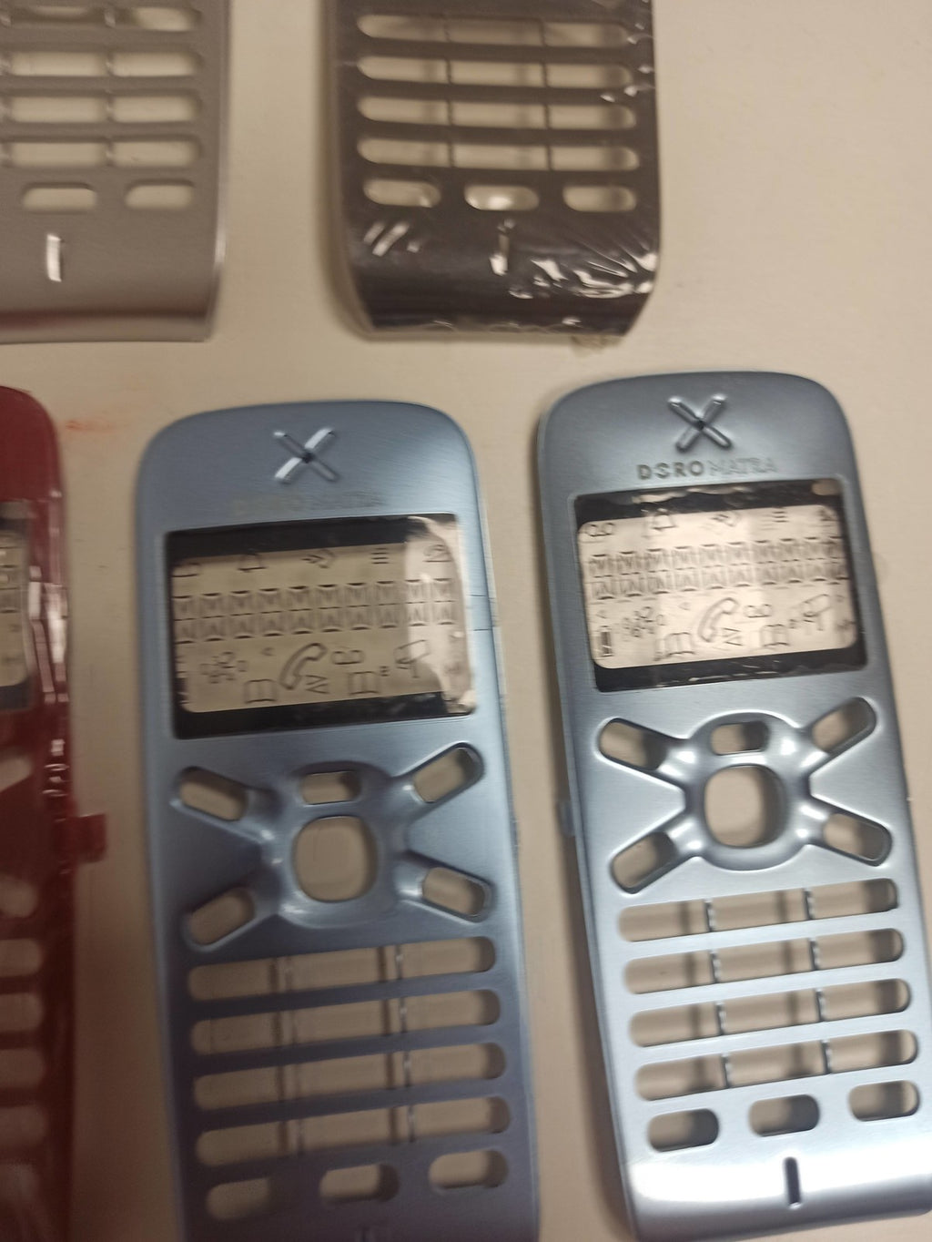 Lot coques rétro pour téléphone sans fil Doro ancien, accessoires vintage origin