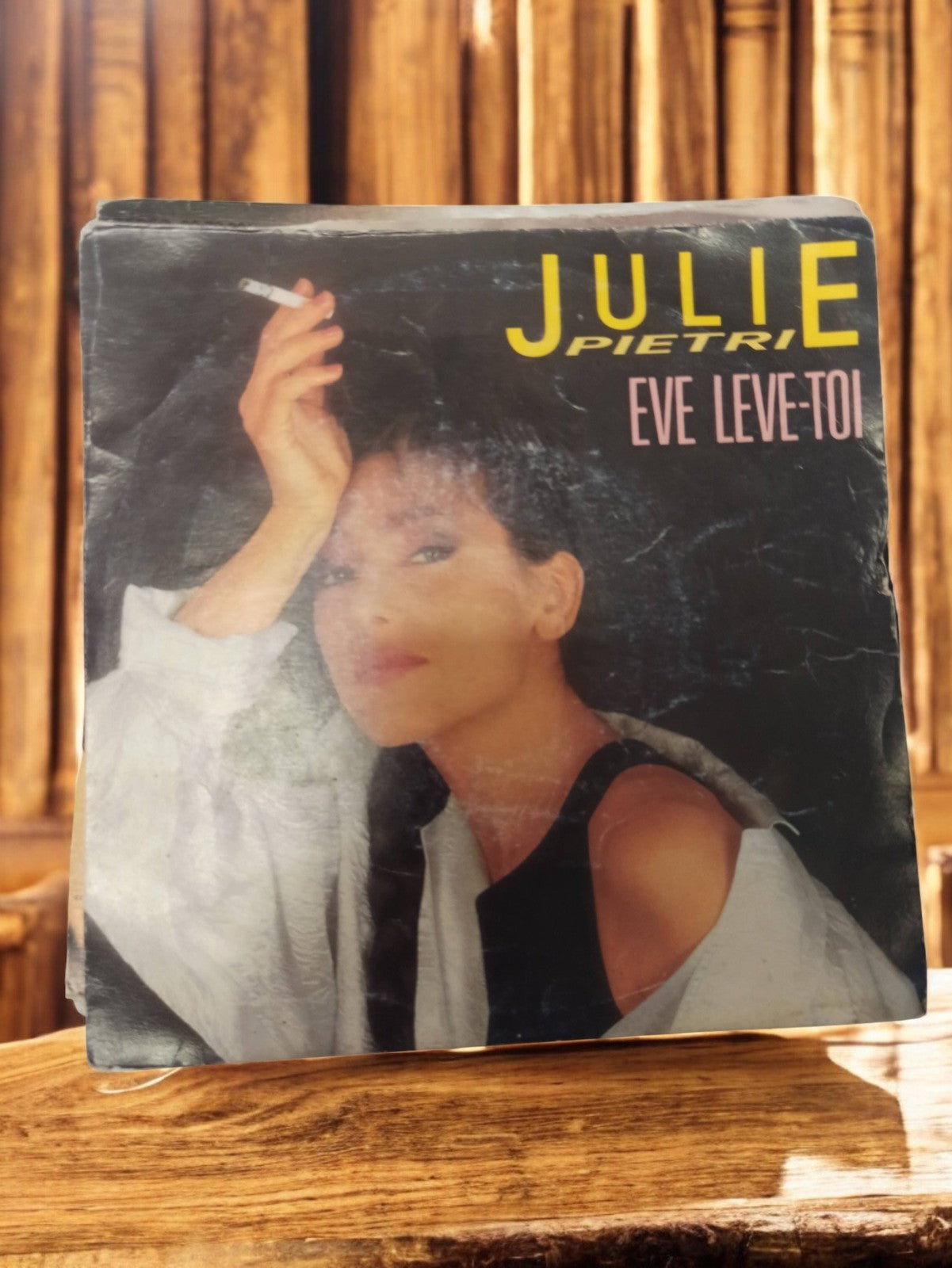 Vinyle 45 tours Julie Pietri Eve Lève-Toi vintage ancien disque rétro