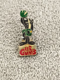 Pin's vintage Les Gums personnage noir vert émaillé badge 90s (Ref 2)