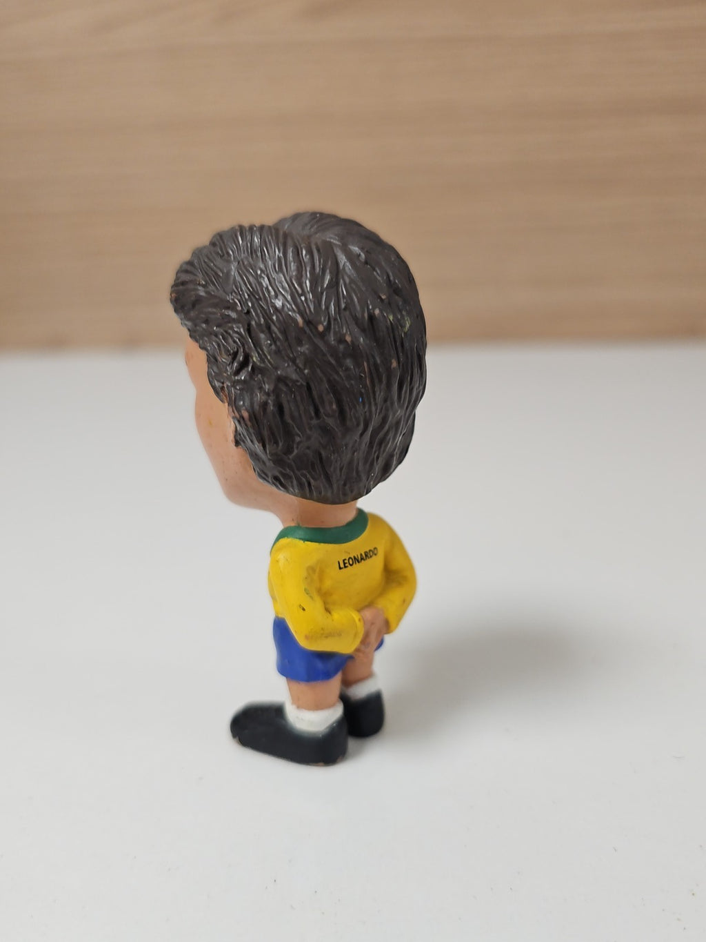 Figurine Football Stars Mondiales Leonardo Brésil Joueur Miniature Décor