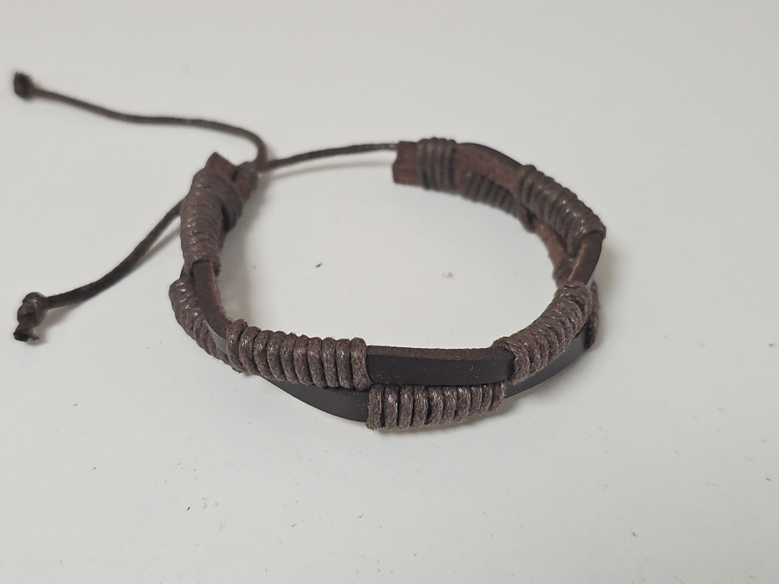 Bracelet fantaisie élégant pour femme, bijou mode accessoire tendance occasion