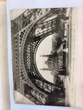 Carte postale CPA Paris Le Trocadéro sous Tour Eiffel photo noir et blanc