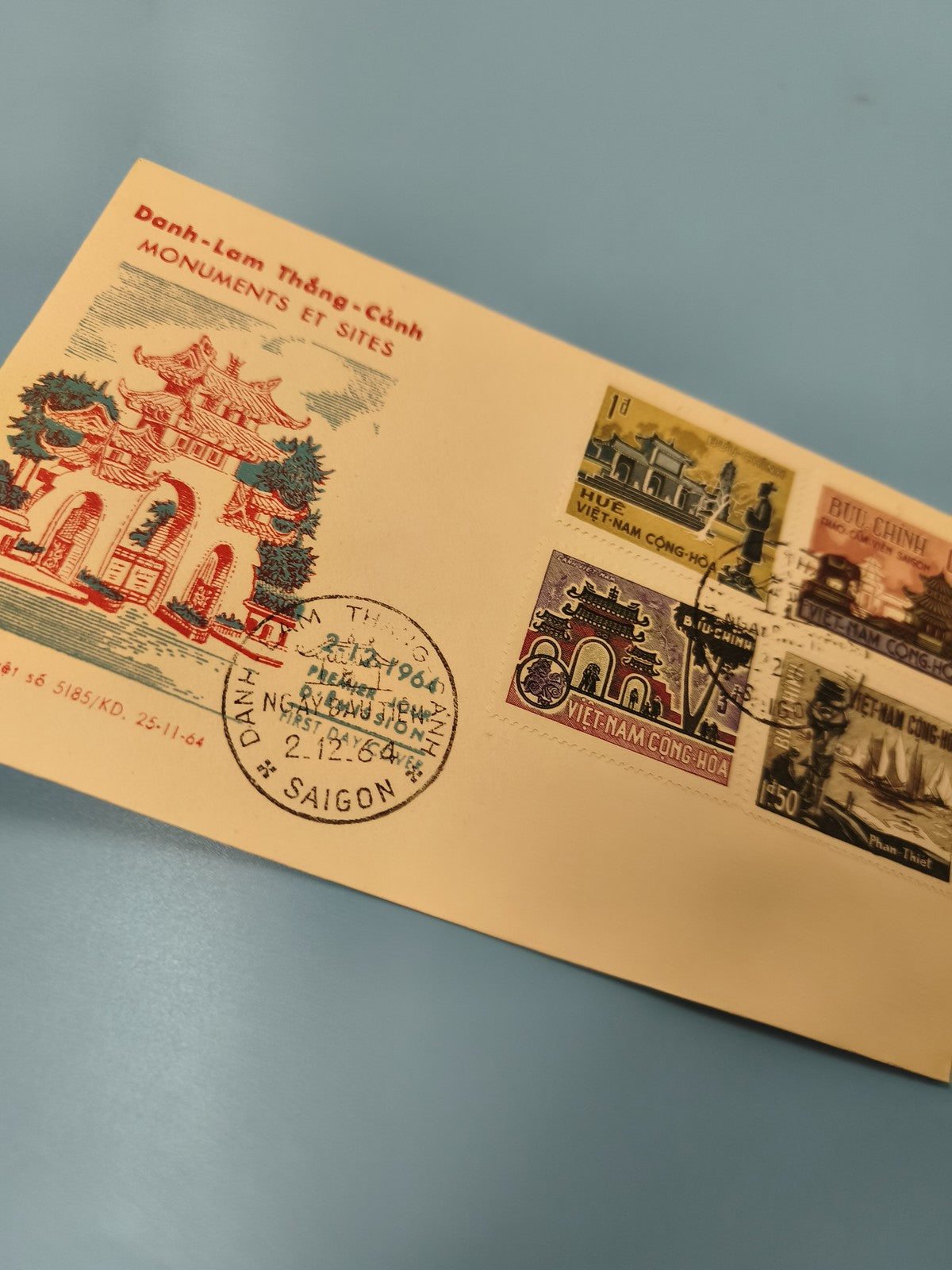 Ancienne enveloppe FDC Vietnam 1964 timbres monuments sites Saigon