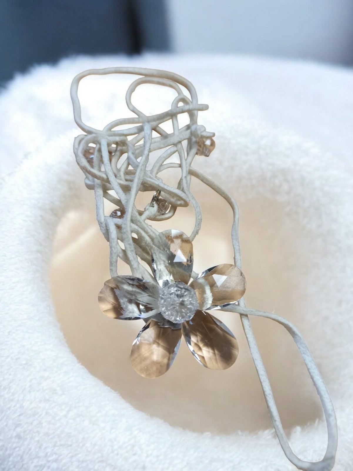Collier vintage fleur cristal, bijou fantaisie rétro élégant, accessoire origina