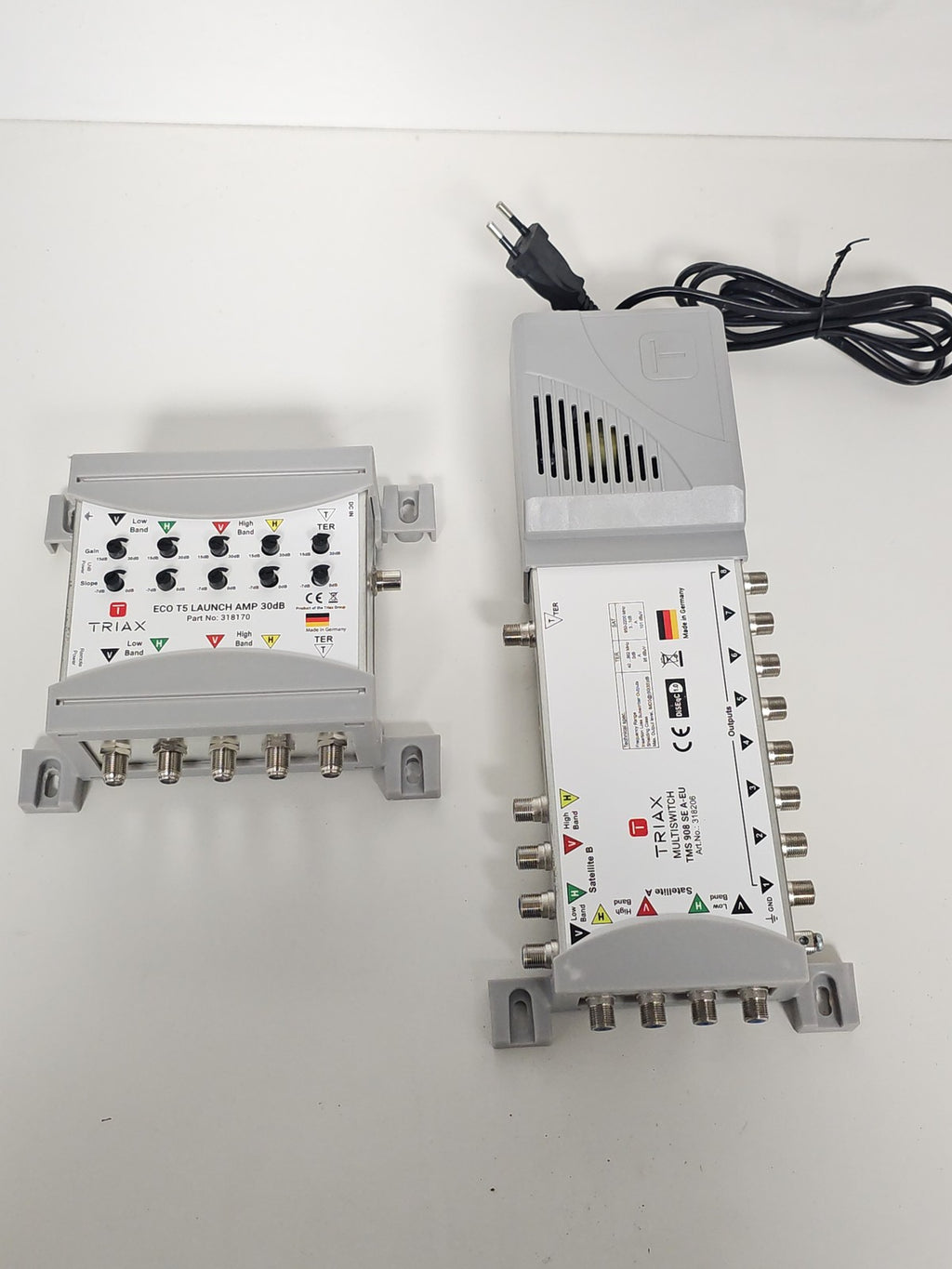 Multiswitch Triax TMS 1712 CE P 17 Entrées 12 Sorties Répartiteur Satellite TV