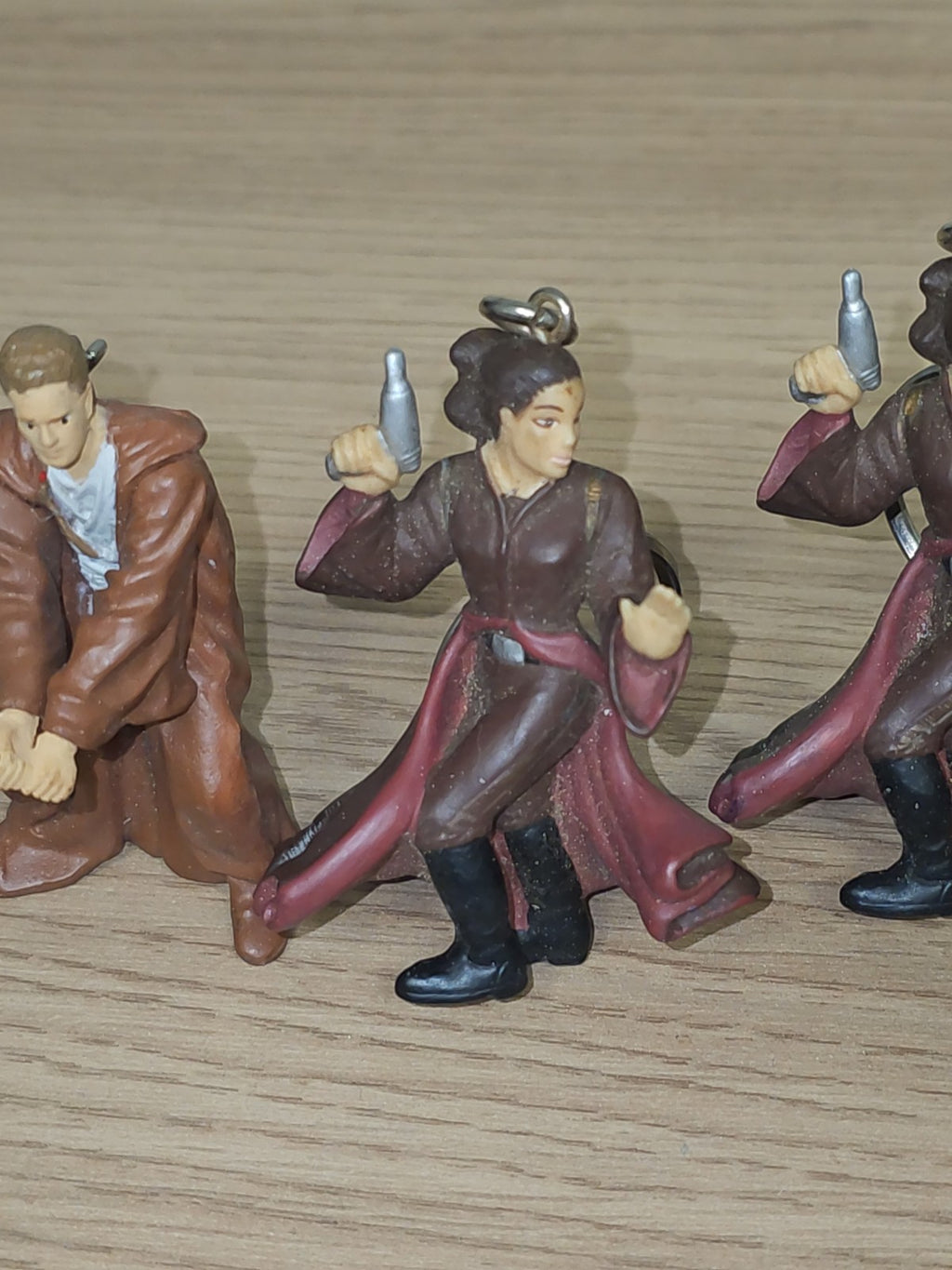 Lot 3 porte-clés Star Wars personnages films saga accessoires geek fans