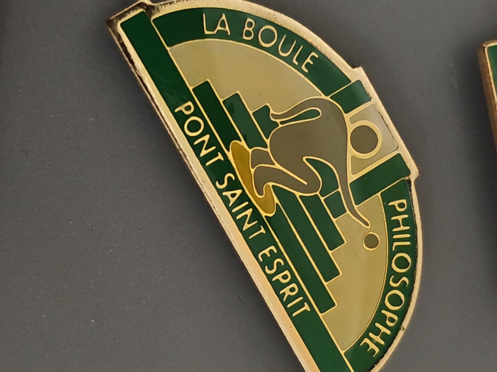 Pin's rétro ancien Pont Saint-Esprit, badge vintage collection France rare