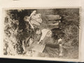 Carte postale ancienne L'École Buissonnière photo vintage enfants noir et blanc