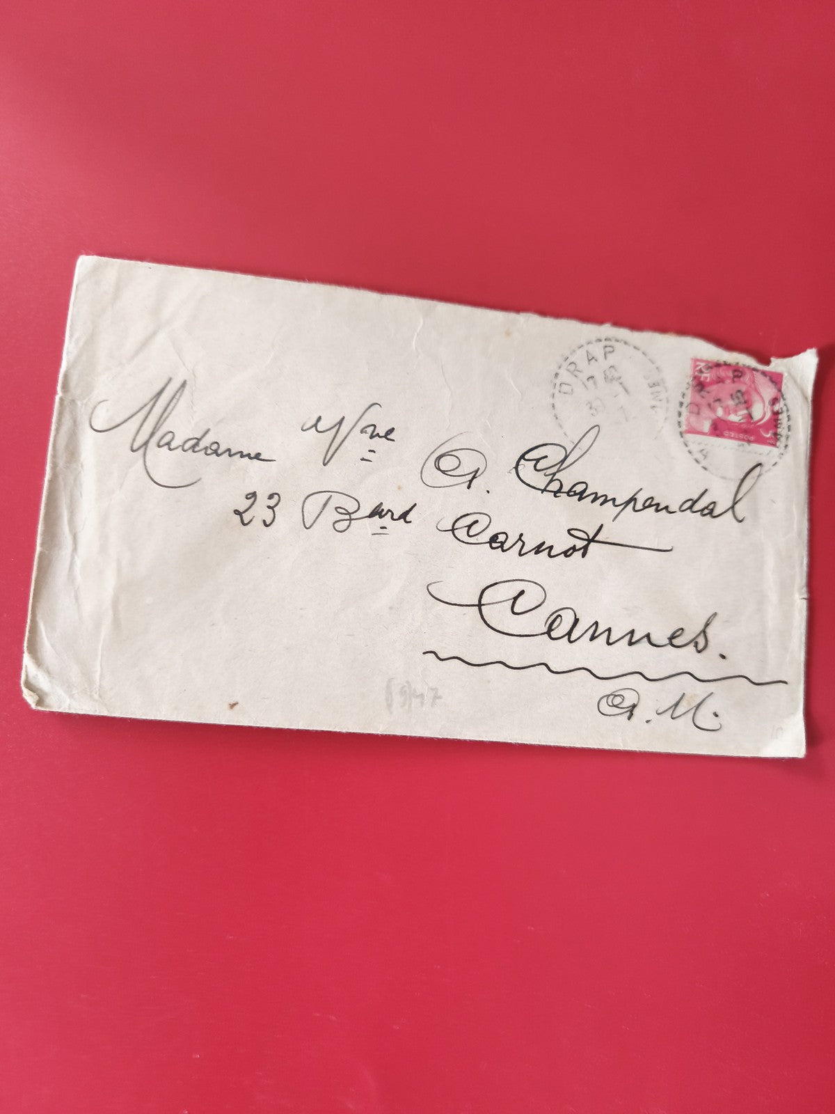 Enveloppe philatélie timbre rouge cachet visible adresse manuscrite France