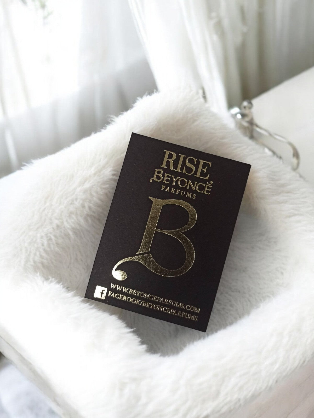Carte publicitaire parfum Beyoncé Rise vintage, objet rétro déco