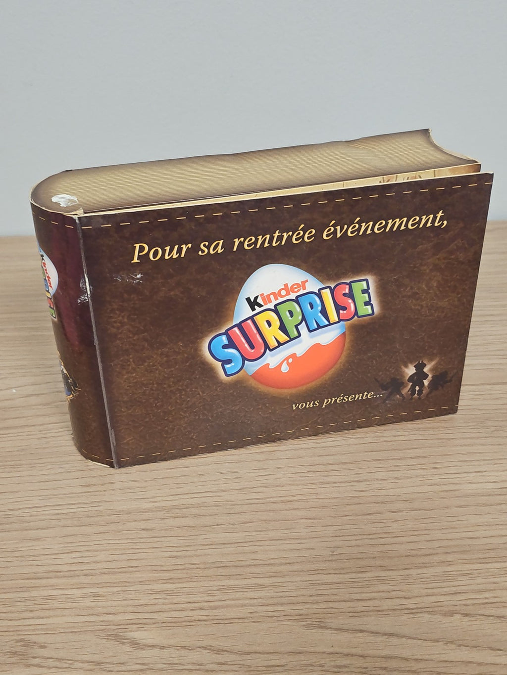 Coffret vintage figurines Kinder anciens monstres pirates rare collection rétro