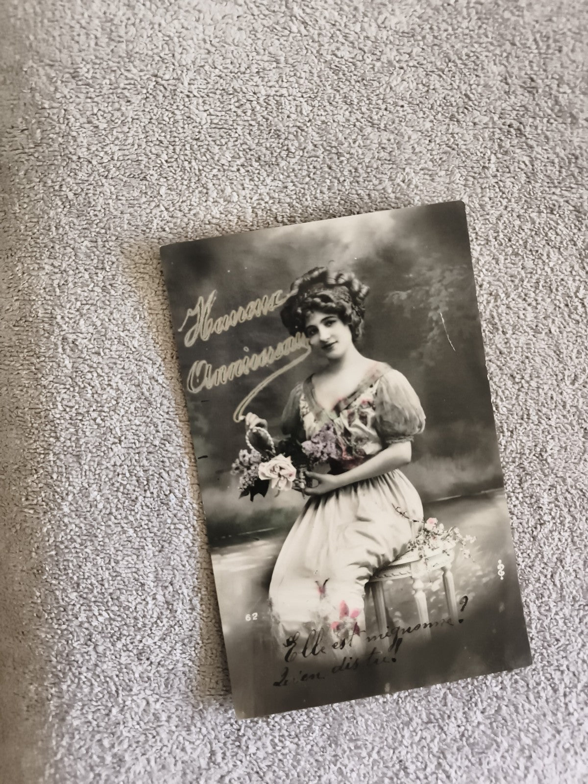 CPA Bonne Anniversaire femme bouquet fleurs carte photo ancienne