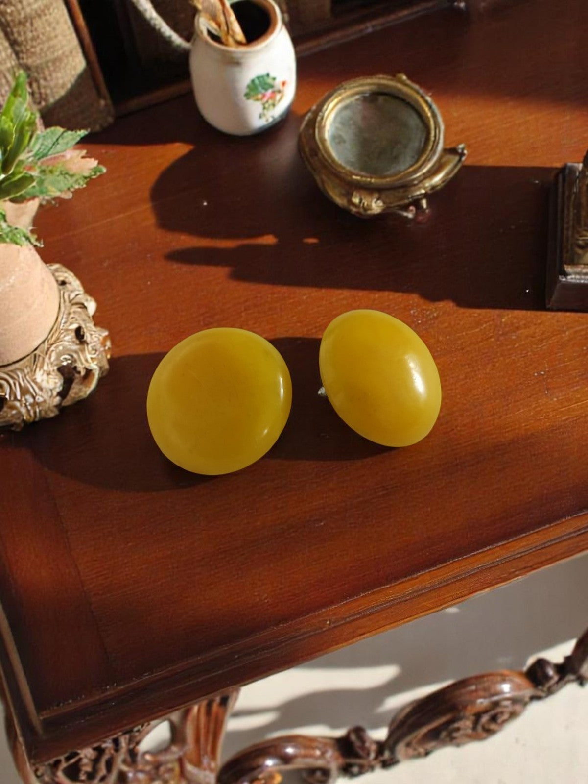 Boucles d’oreilles vintage jaune ovale années 80 clip rétro fantaisie