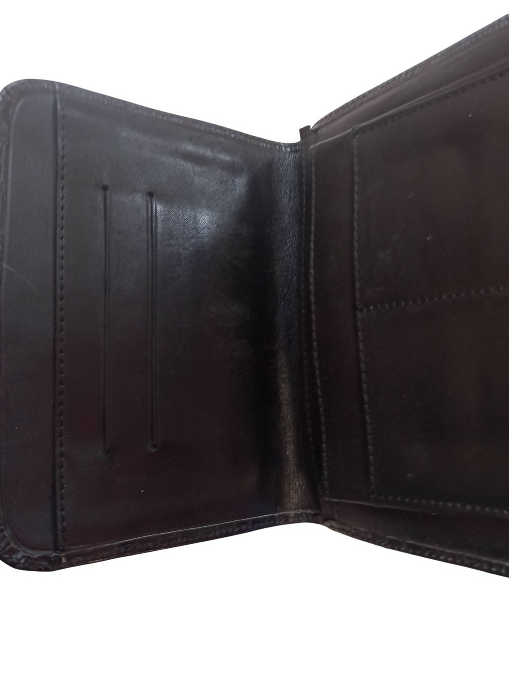 Portefeuille vintage rétro cuir noir à motif lézard, accessoire ancien chic