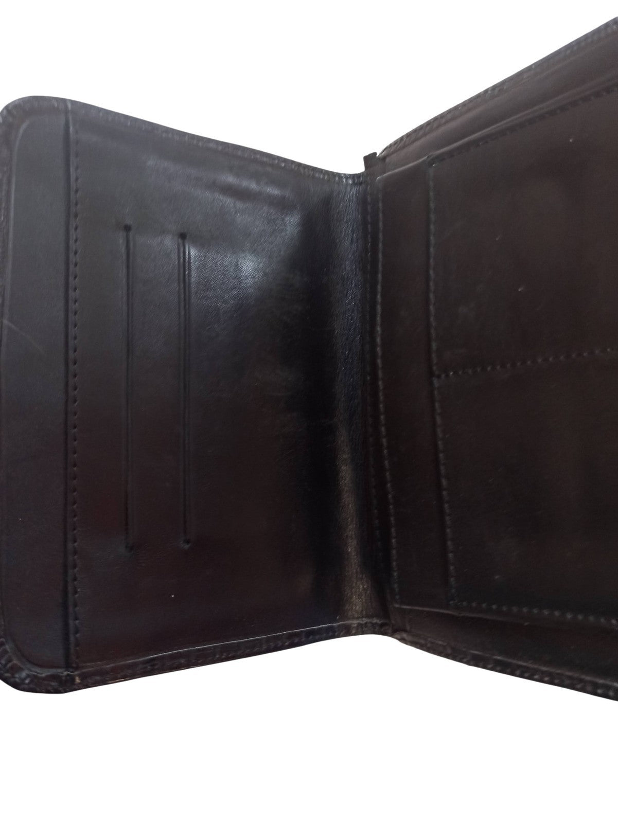 Portefeuille vintage rétro cuir noir à motif lézard, accessoire ancien chic