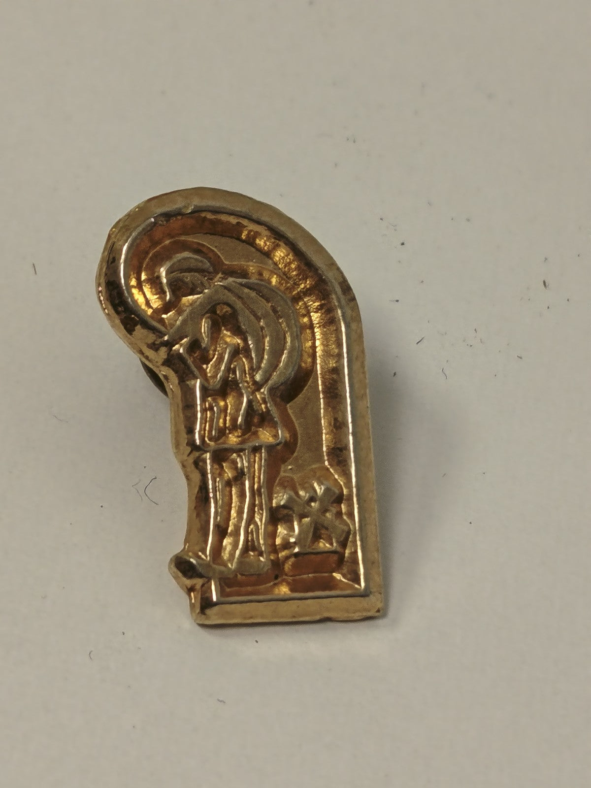 Pin's ancien vintage rétro pour collectionneur, badge publicitaire d'époque rare