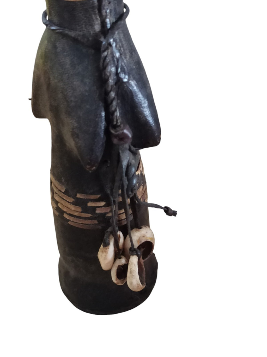 Statue Mossi Burkina Faso bois sculpté décor coquillages artisanat ethnique