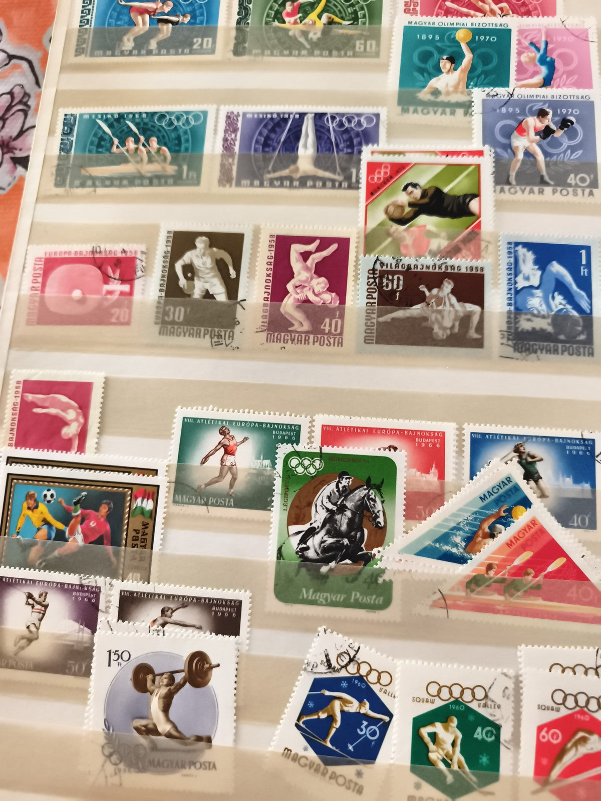 Timbres anciens sport Olympique Hongrie MAGYAR POSTA philatélie vintage