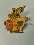 Vintage pin's Pisang Ambon cocktail vert jaune collection bar ancien