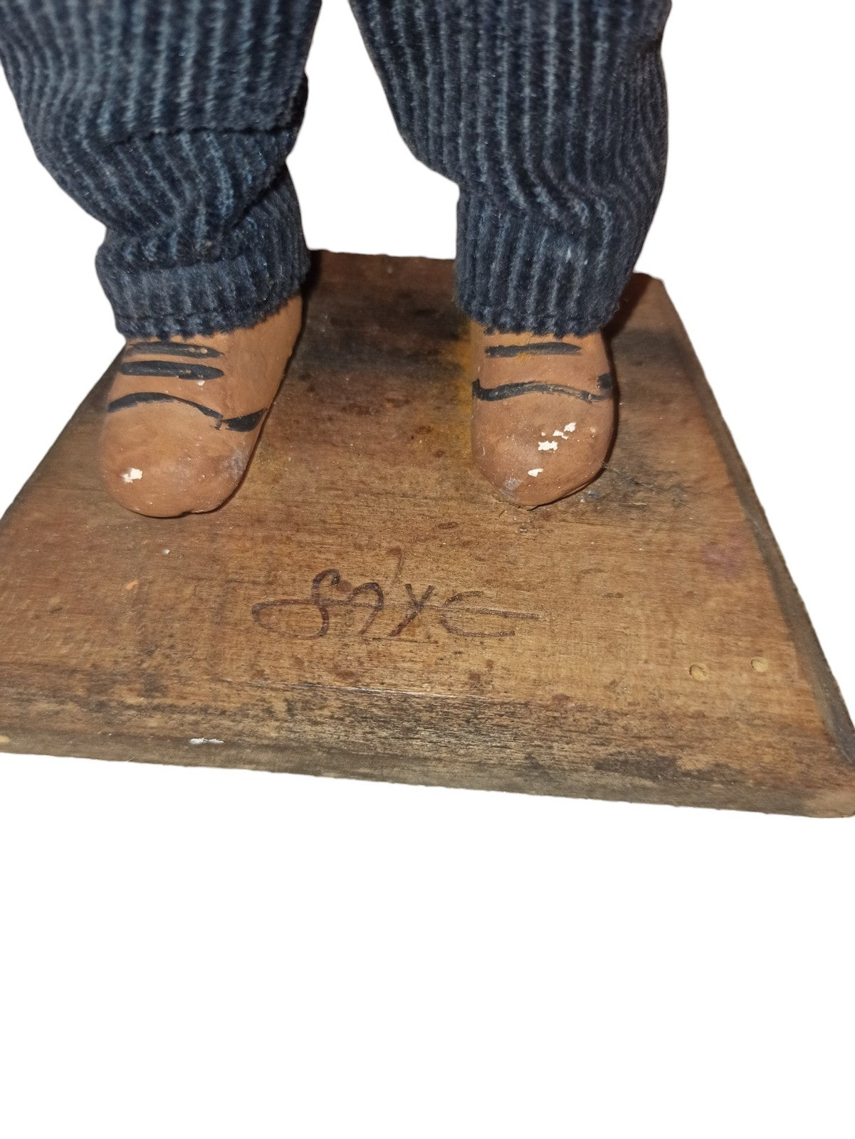 Santon homme Provence argile signé Saye costume traditionnel socle