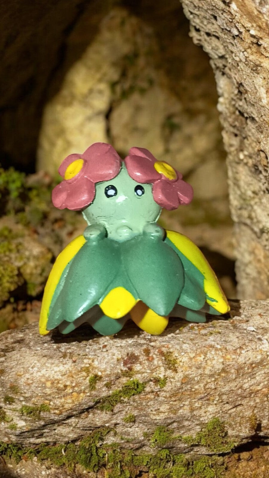 Figurine Pokémon Joliflor PVC 2005/2006 R/LW fleur verte jaune rose