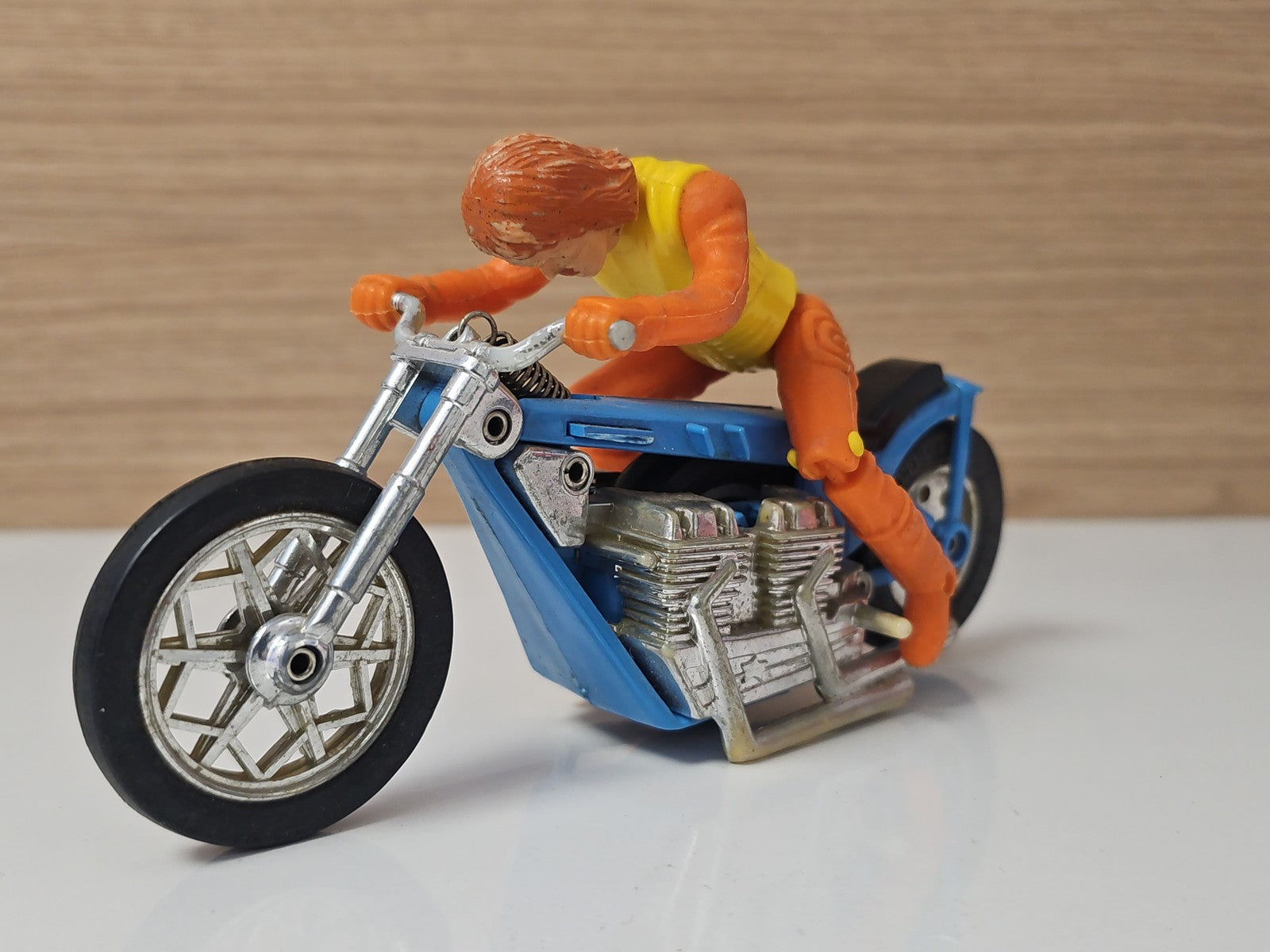 Moto cascadeuse rétro Les Motards Kenner Gyrojet ancien jouet vintage rare