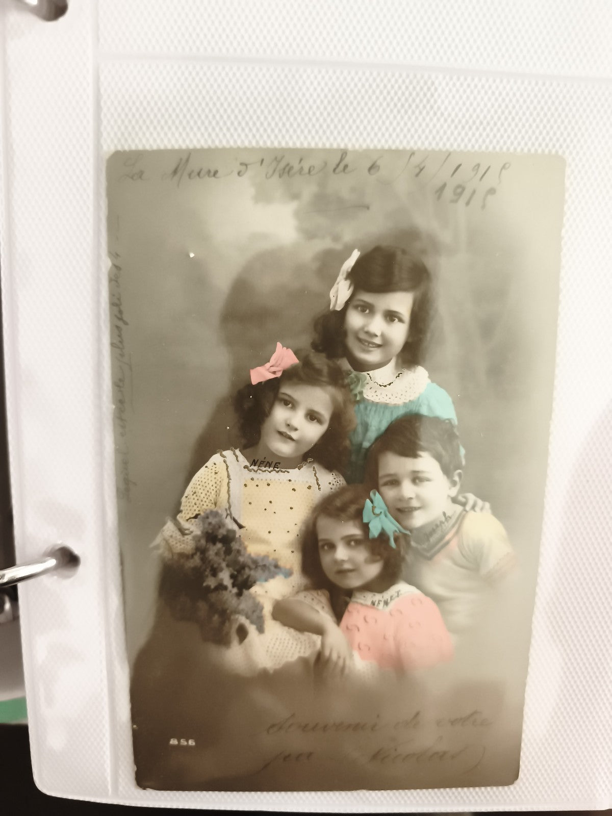 Carte postale ancienne 1918 enfants colorisée, photo portrait rétro CPA