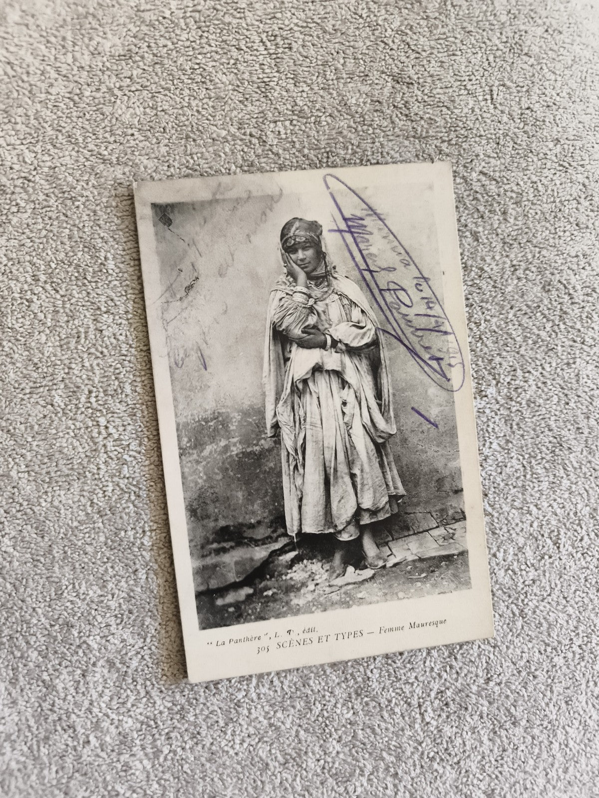CPA Femme Mauresque Scènes et Types La Panthère photo ancienne