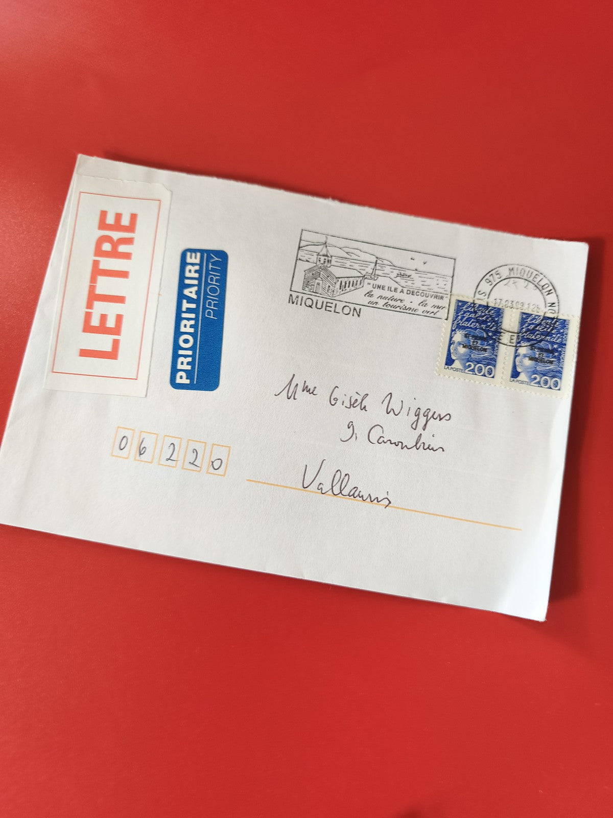 Enveloppe philatélie timbrée Miquelon affranchie, LETTRE prioritaire France