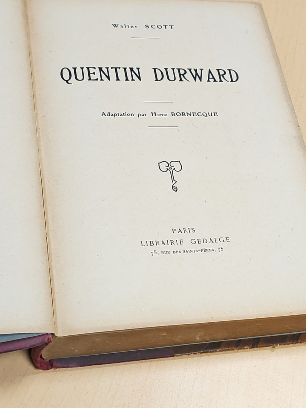 Livre ancien Quentin Durward roman vintage collection littérature rétro France