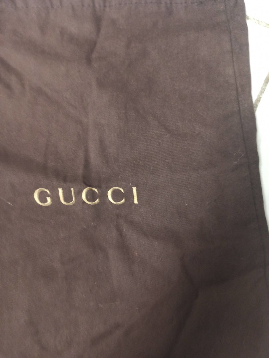 Petit sac publicitaire Gucci authentique, accessoire promotionnel de la marque