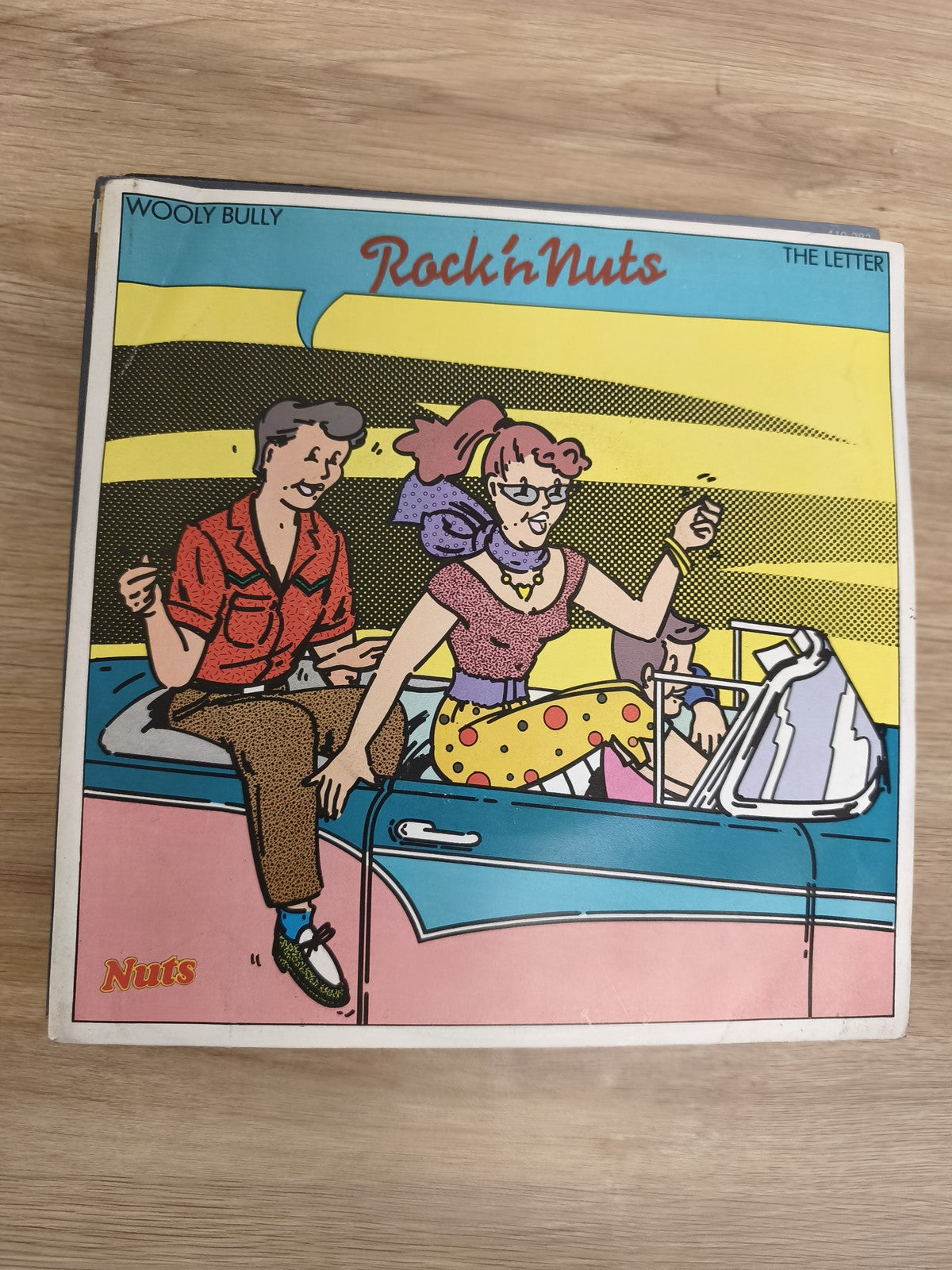 Vinyle 45T Rock'n Nuts Wooly Bully / The Letter pochette BD colorée