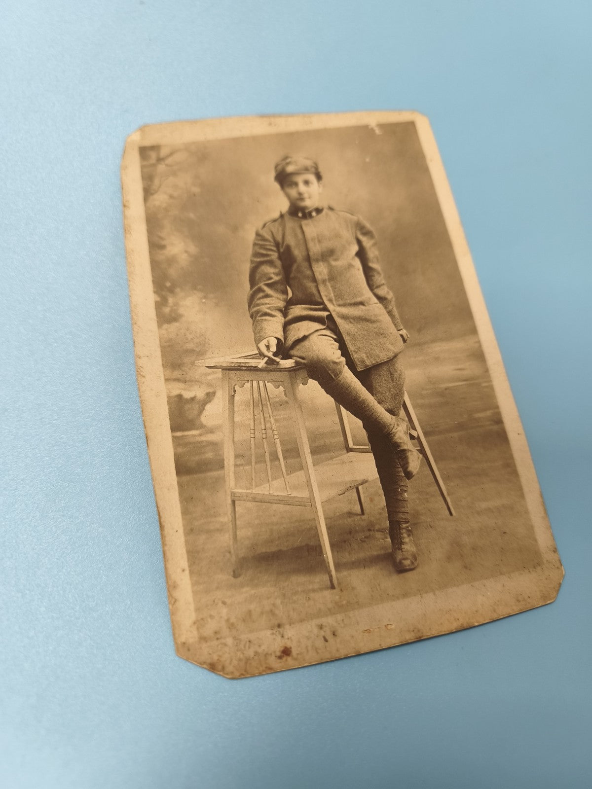 Carte postale ancienne CPA soldat français uniforme, photo sépia, début XXe