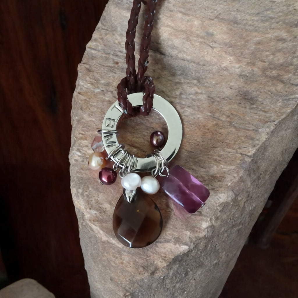Collier LBMDJ pendentif multigemmes pierres naturelles perles violet marron