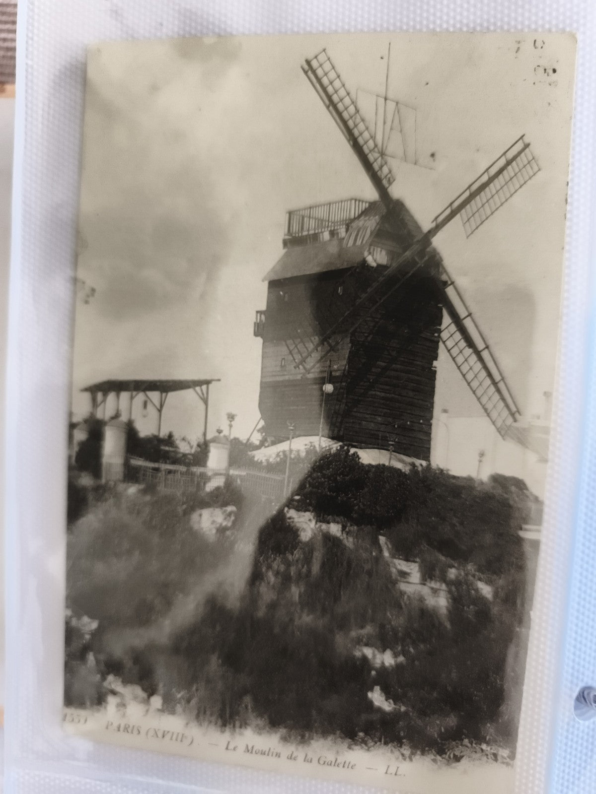 CPA Moulin de la Galette Paris XVIII LL carte postale ancienne noir et blanc