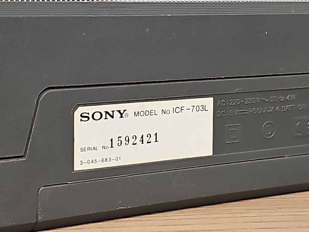 Radio portable LW/ MW/FM Sony ICF-703L
