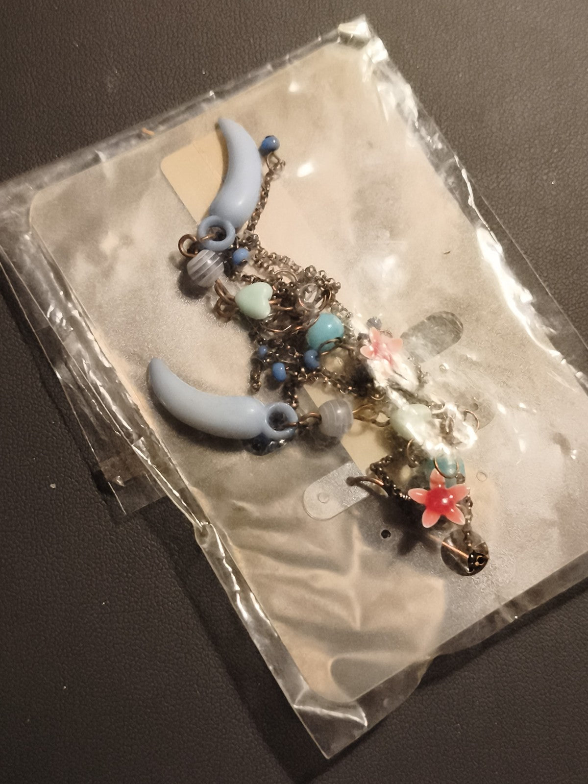Paire de boucles d’oreilles vintage pendentif bleu pastel fleurs deadstock fanta